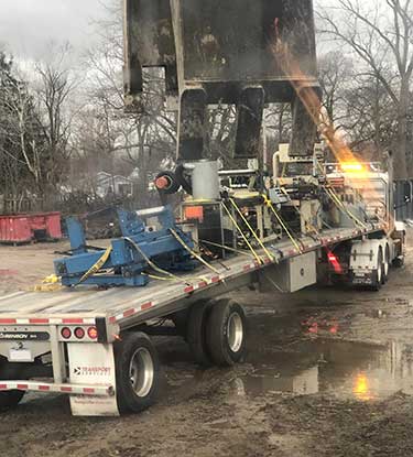 unloading semi trailer